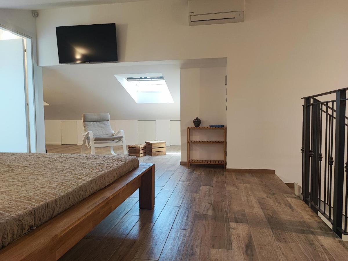 Casa Nadia A Pochi Passi Dal Mare Con Garage, Terrazza E Sala Giochi Lägenhet Numana Exteriör bild
